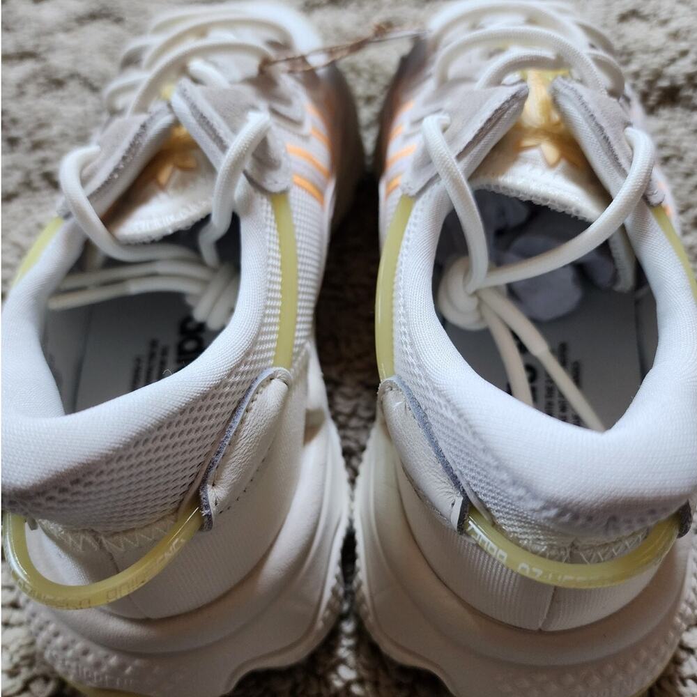 Wmns Adidas Ozweego Off White Acid Orange Brand New Sz 7.5 - Picture 6 of 9
